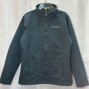 Columbia Elkbend soft-shell jacket w/ pockets, bungee adjustment at waist size M